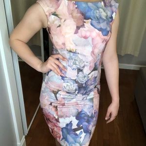 Gorgeous floral midi dress